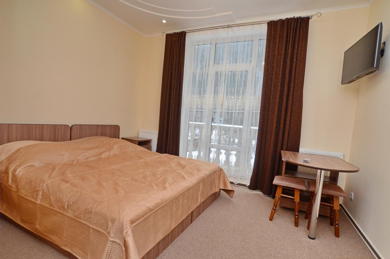 Apart-Hotel Orlan Mikulicsin Kültér fotó