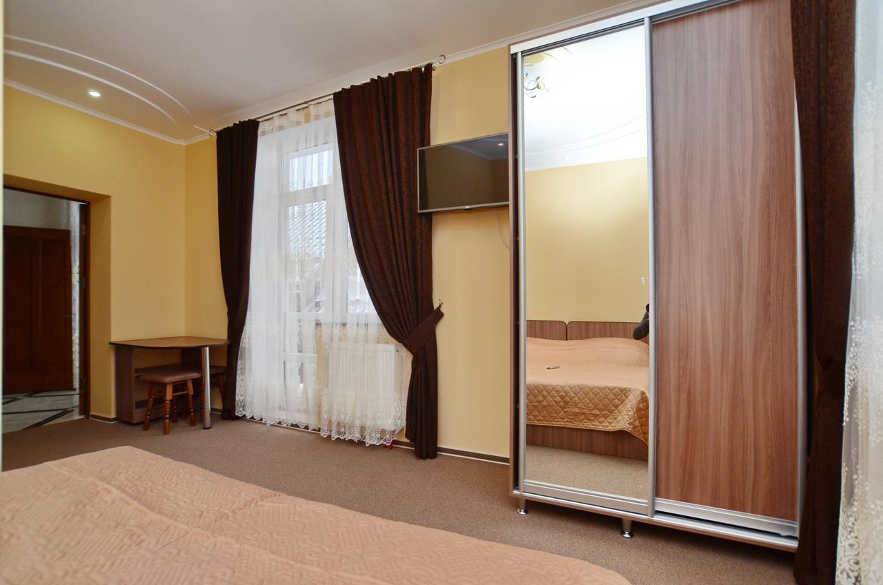 Apart-Hotel Orlan Mikulicsin Kültér fotó